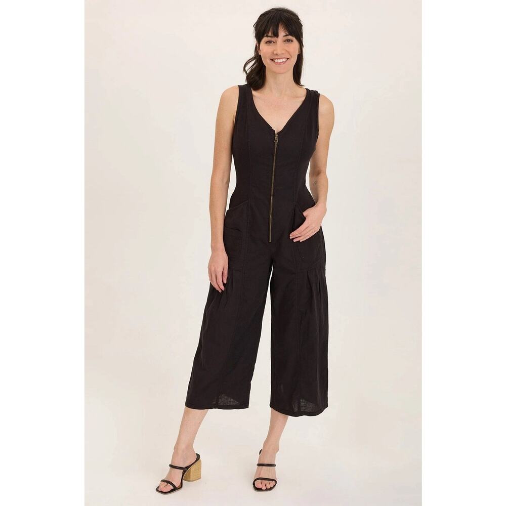 XCVI Linen Macgowan Wide Leg Cargo Jumpsuit - Sz XL - Black - Linen Blend